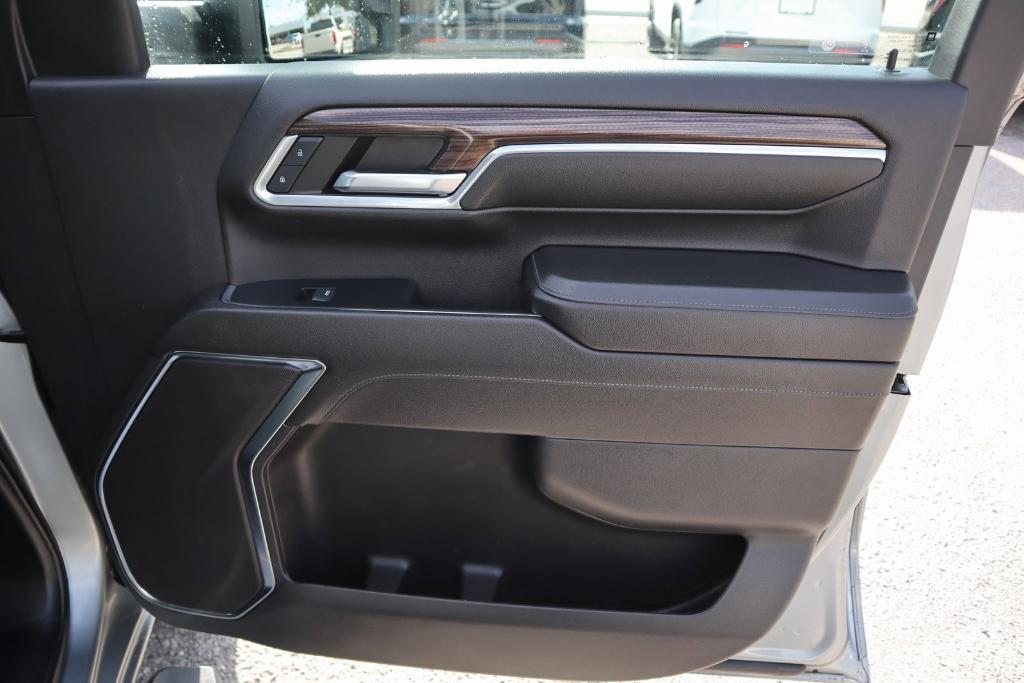 used 2024 Chevrolet Silverado 2500 car, priced at $45,677