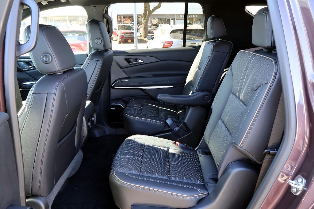 new 2026 Chevrolet Traverse car, priced at $58,495