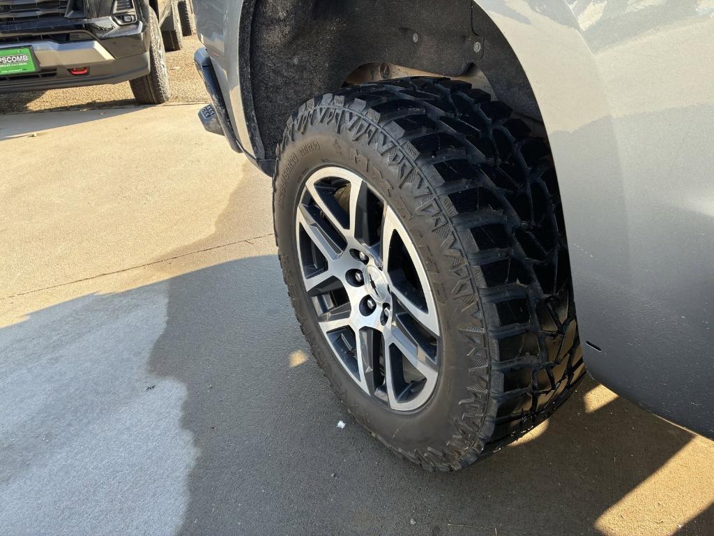 used 2020 Chevrolet Silverado 1500 car, priced at $27,977