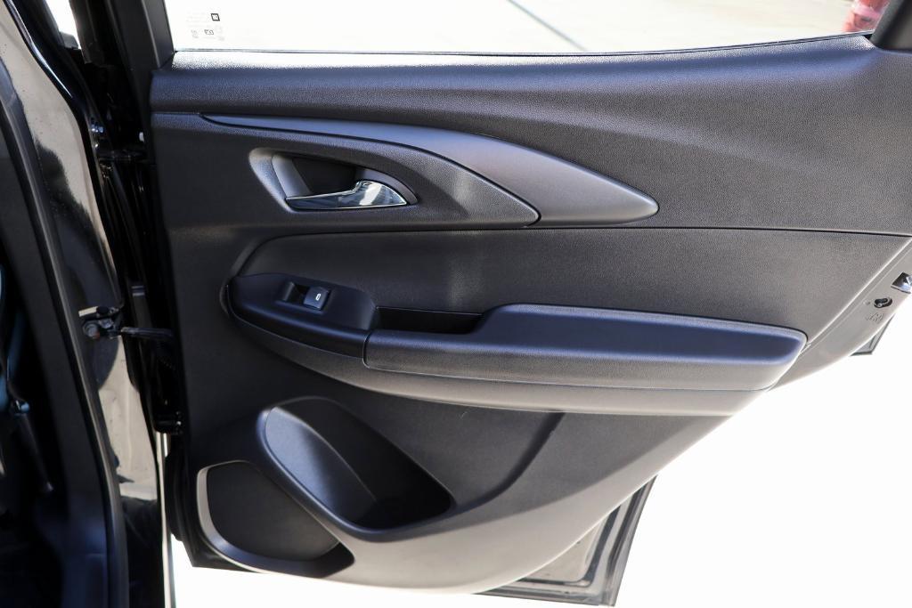 used 2023 Chevrolet TrailBlazer car, priced at $20,977