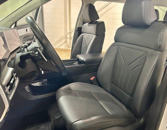 used 2025 Hyundai SANTA FE HEV car, priced at $31,872