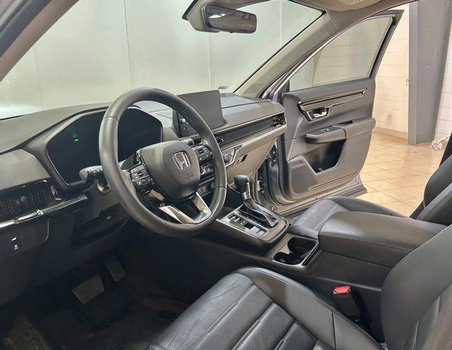 used 2025 Honda CR-V car, priced at $34,395