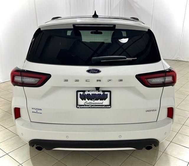 used 2023 Ford Escape car, priced at $26,999