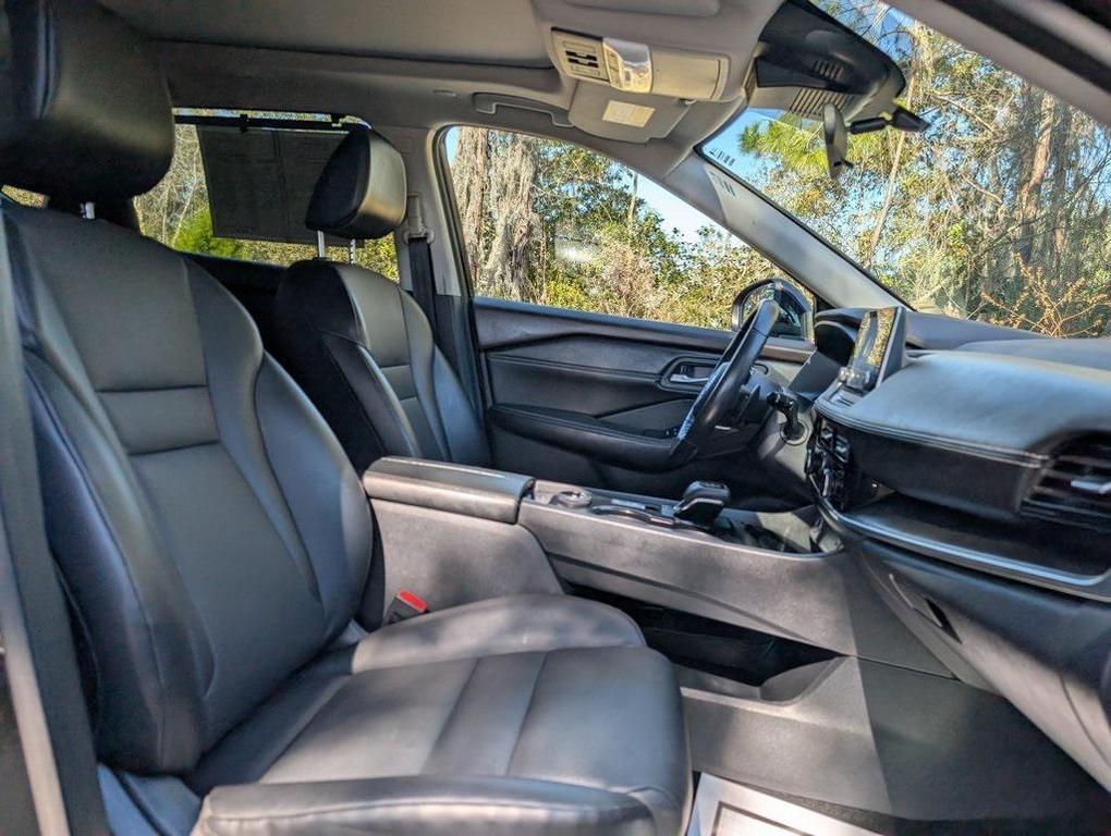 used 2023 Nissan Rogue car, priced at $18,995