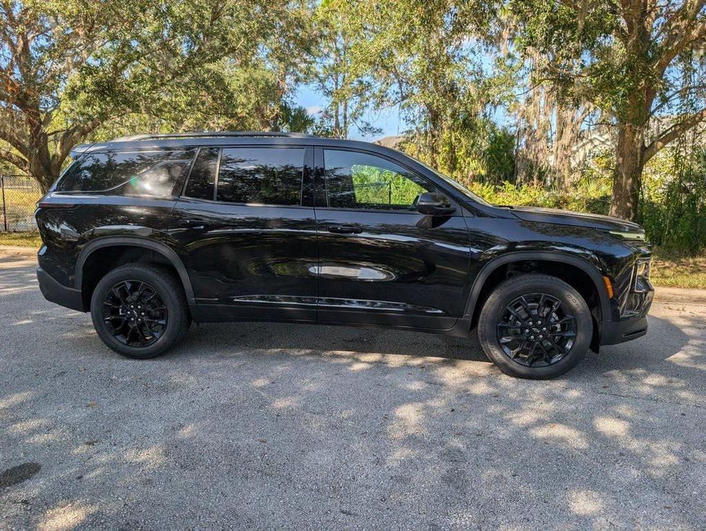 new 2026 Chevrolet Traverse car, priced at $42,140