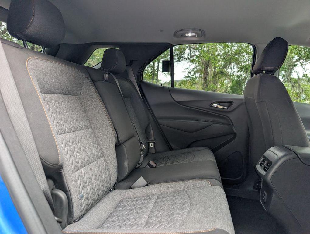 used 2024 Chevrolet Equinox car, priced at $21,926