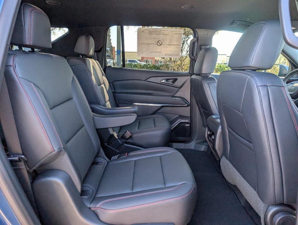 new 2026 Chevrolet Traverse car, priced at $56,055