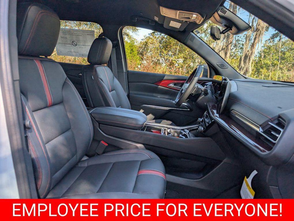 new 2026 Chevrolet Traverse car, priced at $58,390