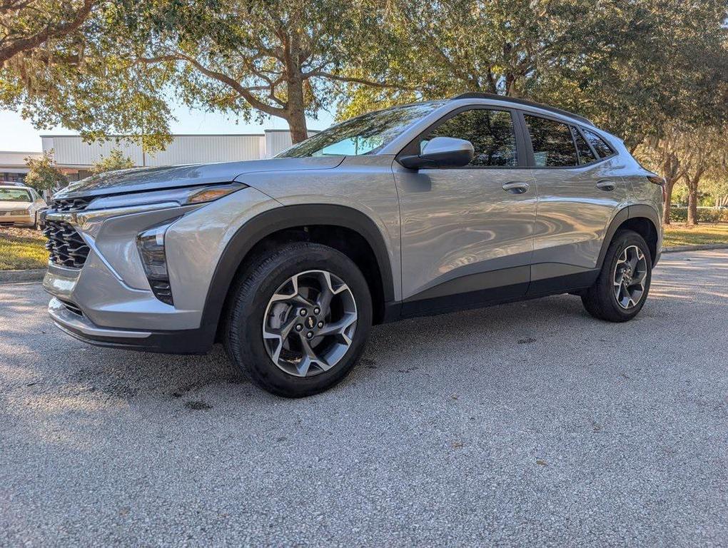 used 2025 Chevrolet Trax car, priced at $19,495