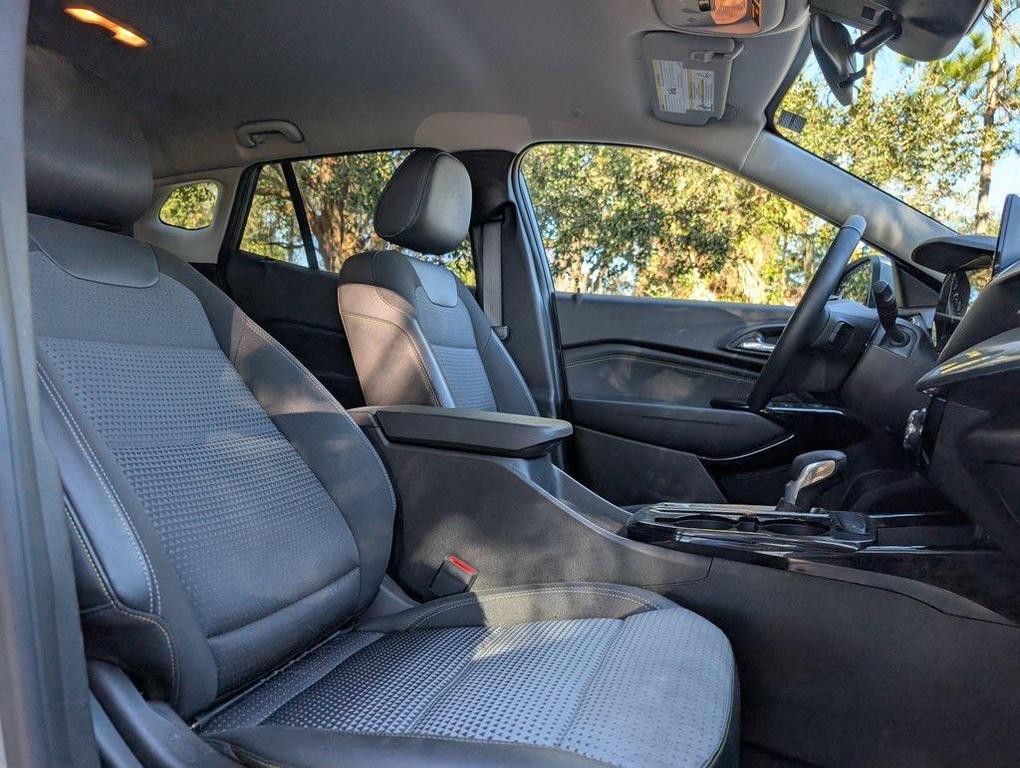 used 2025 Chevrolet Trax car, priced at $19,495