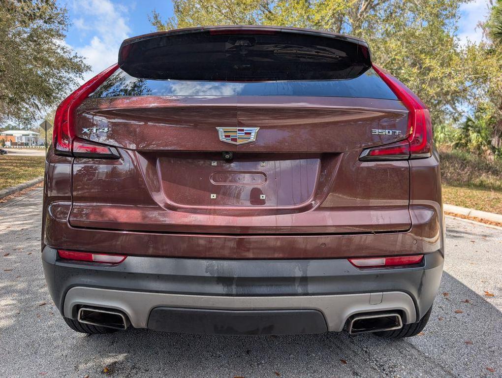 used 2022 Cadillac XT4 car