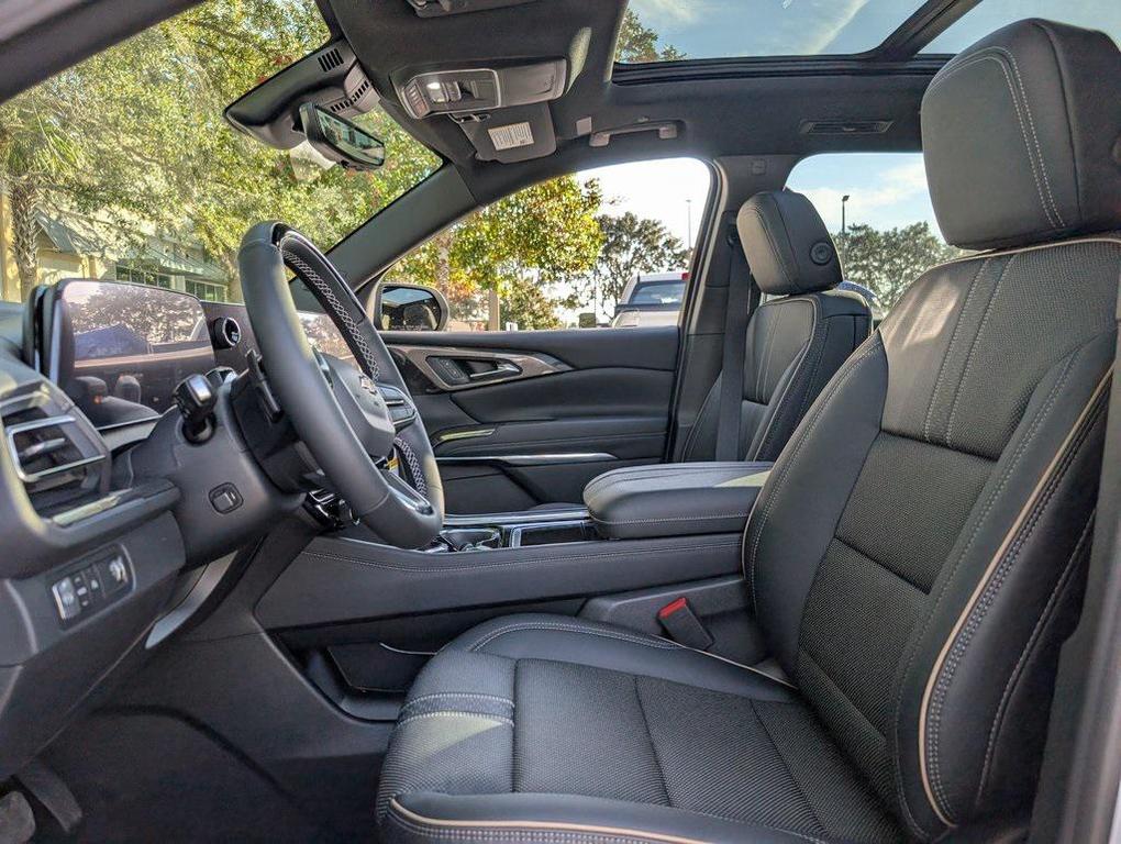 new 2026 Chevrolet Traverse car, priced at $59,490