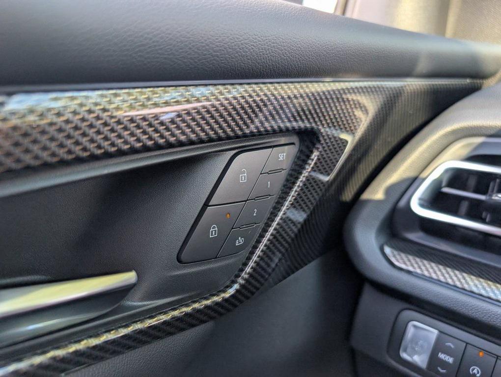 new 2026 Chevrolet Traverse car, priced at $59,490