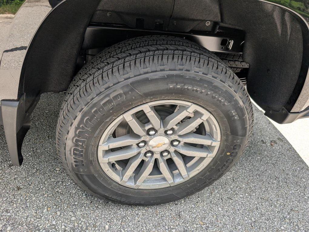 new 2026 Chevrolet Colorado car, priced at $33,260