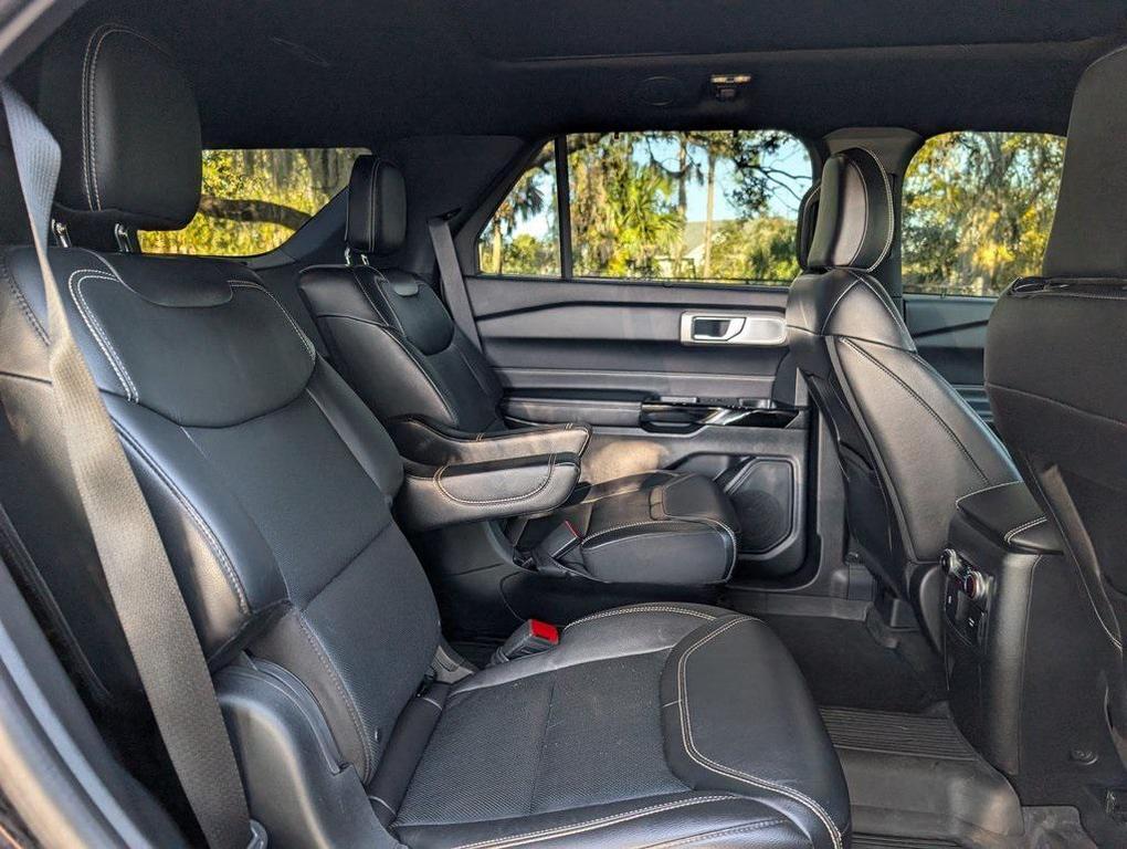 used 2024 Ford Explorer car, priced at $46,995