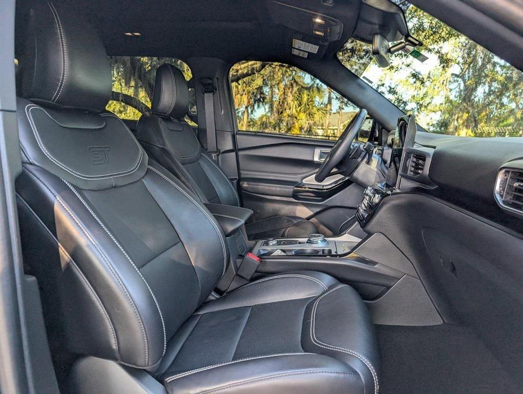 used 2024 Ford Explorer car, priced at $46,995