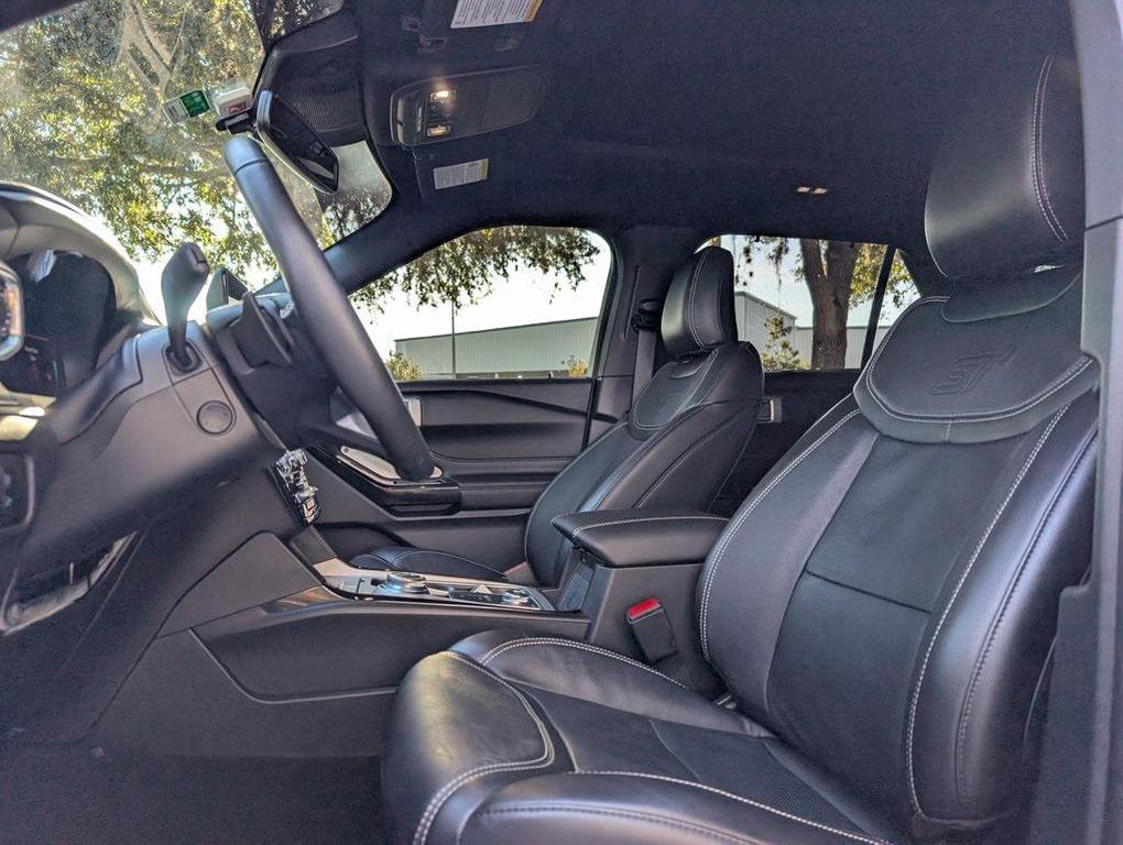 used 2024 Ford Explorer car, priced at $46,995