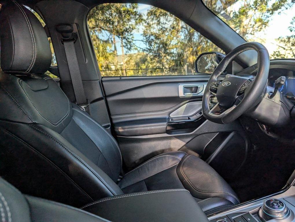 used 2024 Ford Explorer car, priced at $46,995