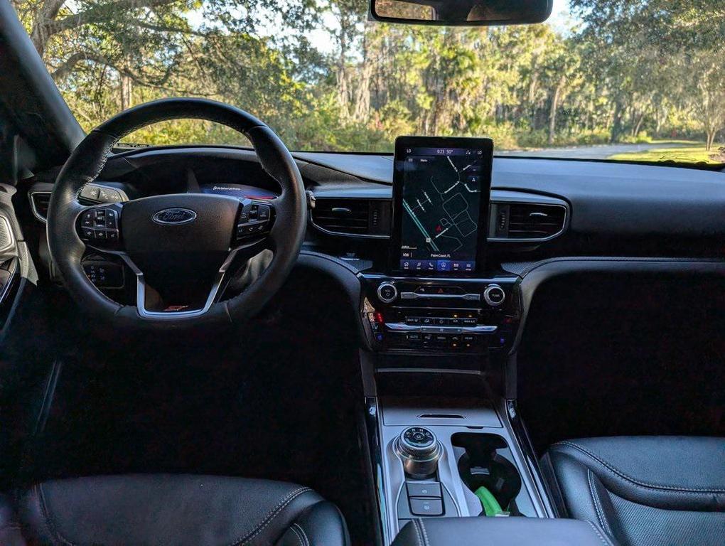 used 2024 Ford Explorer car, priced at $46,995