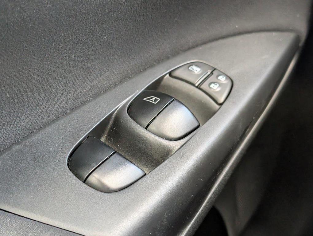 used 2013 Nissan Sentra car, priced at $7,295