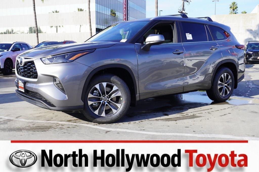 new 2026 Toyota Highlander car, priced at $48,143