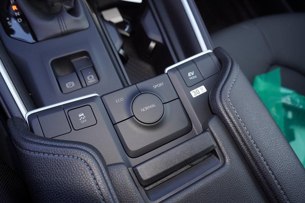 new 2026 Toyota Grand Highlander Hybrid car, priced at $50,726