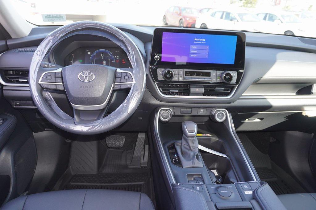 new 2026 Toyota Grand Highlander Hybrid car, priced at $50,726