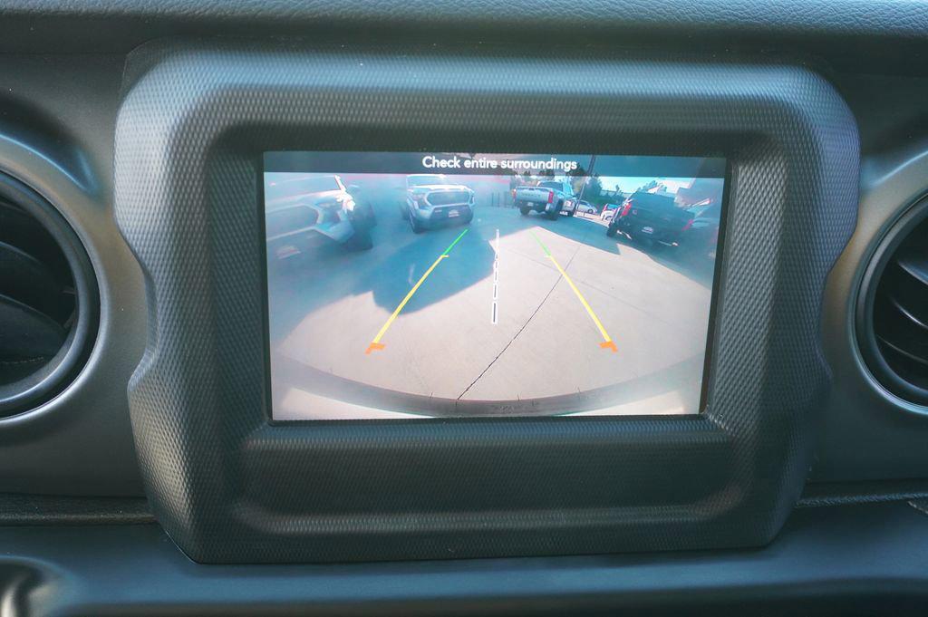 used 2022 Jeep Wrangler Unlimited car, priced at $27,400