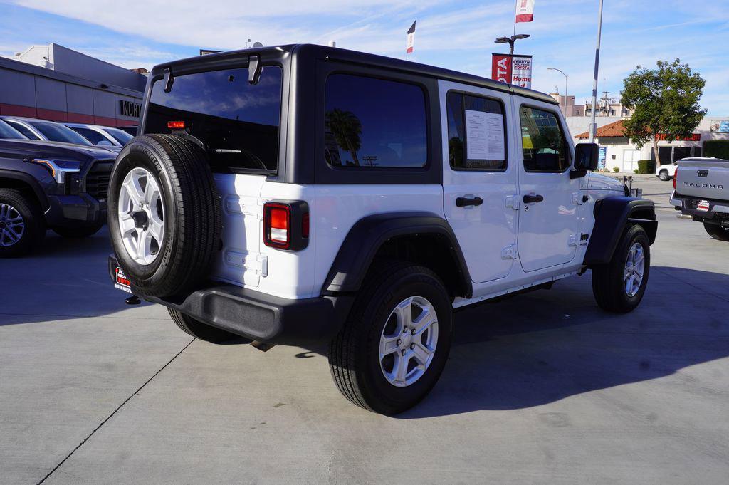 used 2022 Jeep Wrangler Unlimited car, priced at $27,400