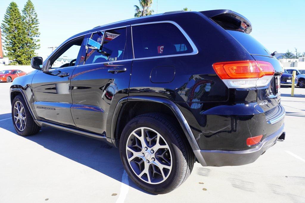 used 2018 Jeep Grand Cherokee car, priced at $20,400