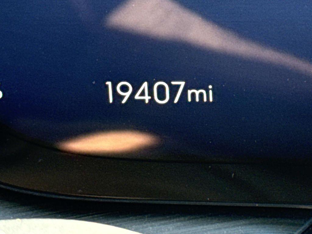 used 2025 Buick Envision car, priced at $27,597