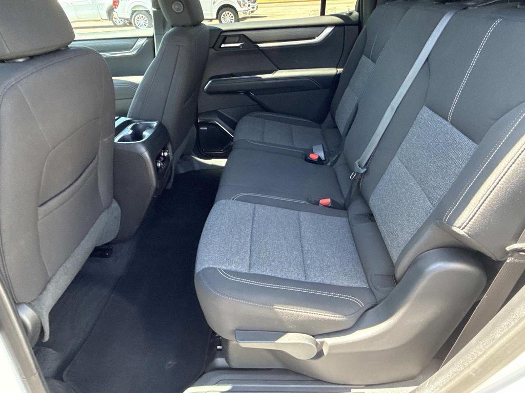 used 2025 GMC Acadia car, priced at $34,997
