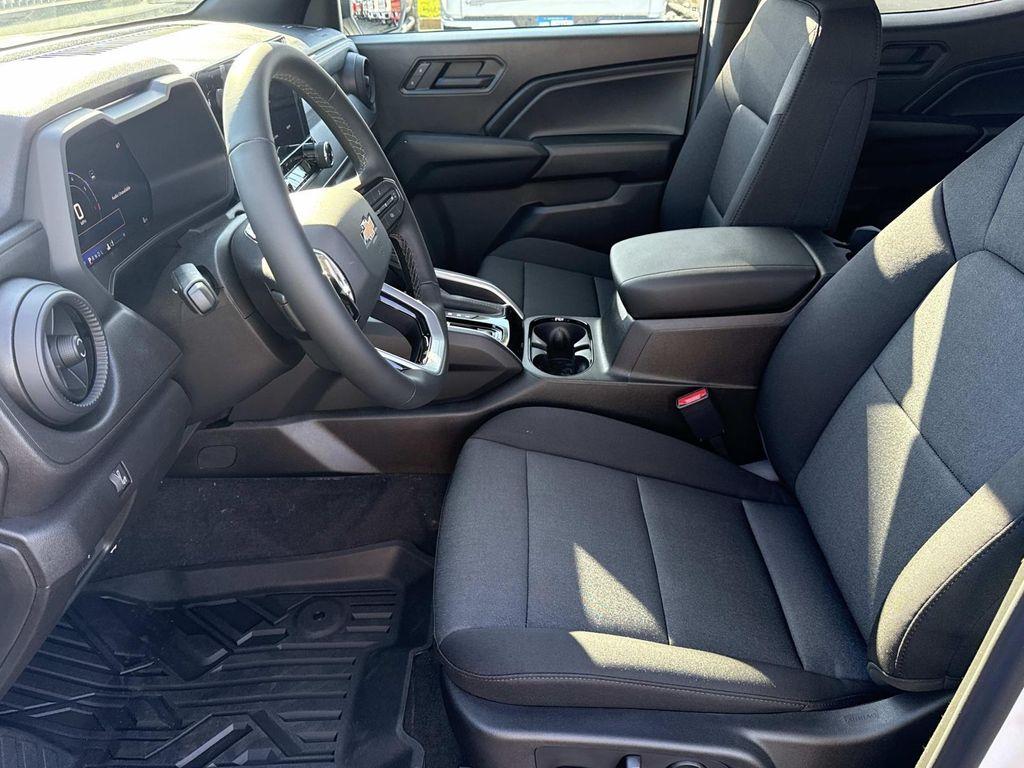new 2026 Chevrolet Colorado car, priced at $38,600