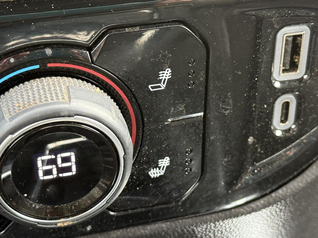 used 2023 Chevrolet Silverado 1500 car, priced at $39,997