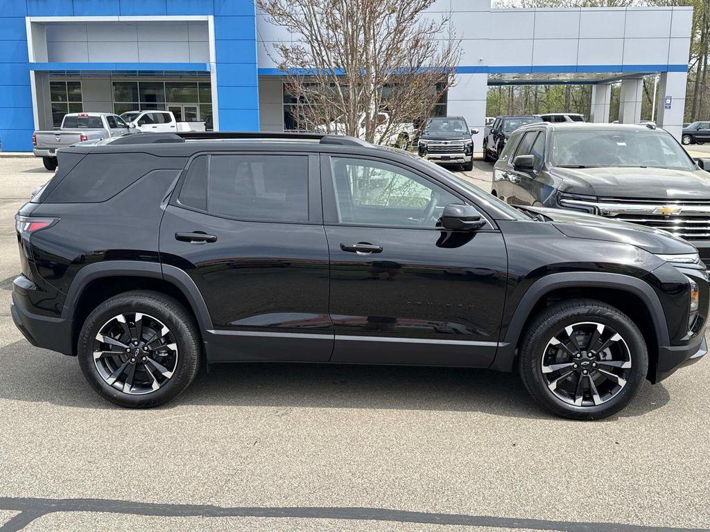 new 2026 Chevrolet Equinox car, priced at $38,305