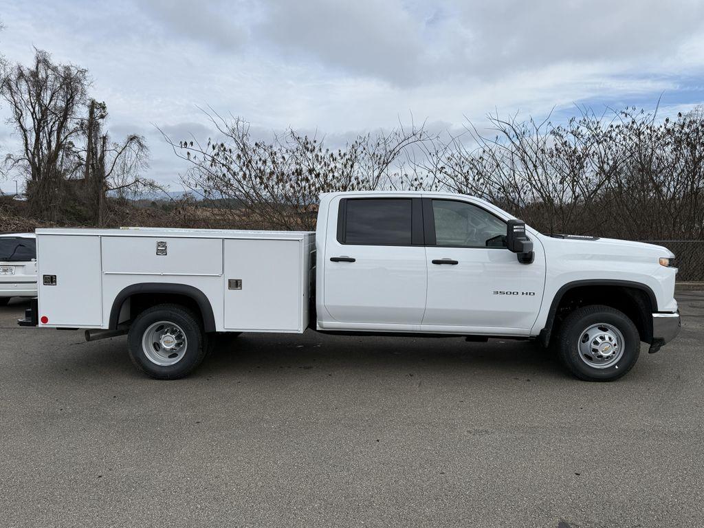 new 2025 Chevrolet Silverado 3500 car, priced at $76,995