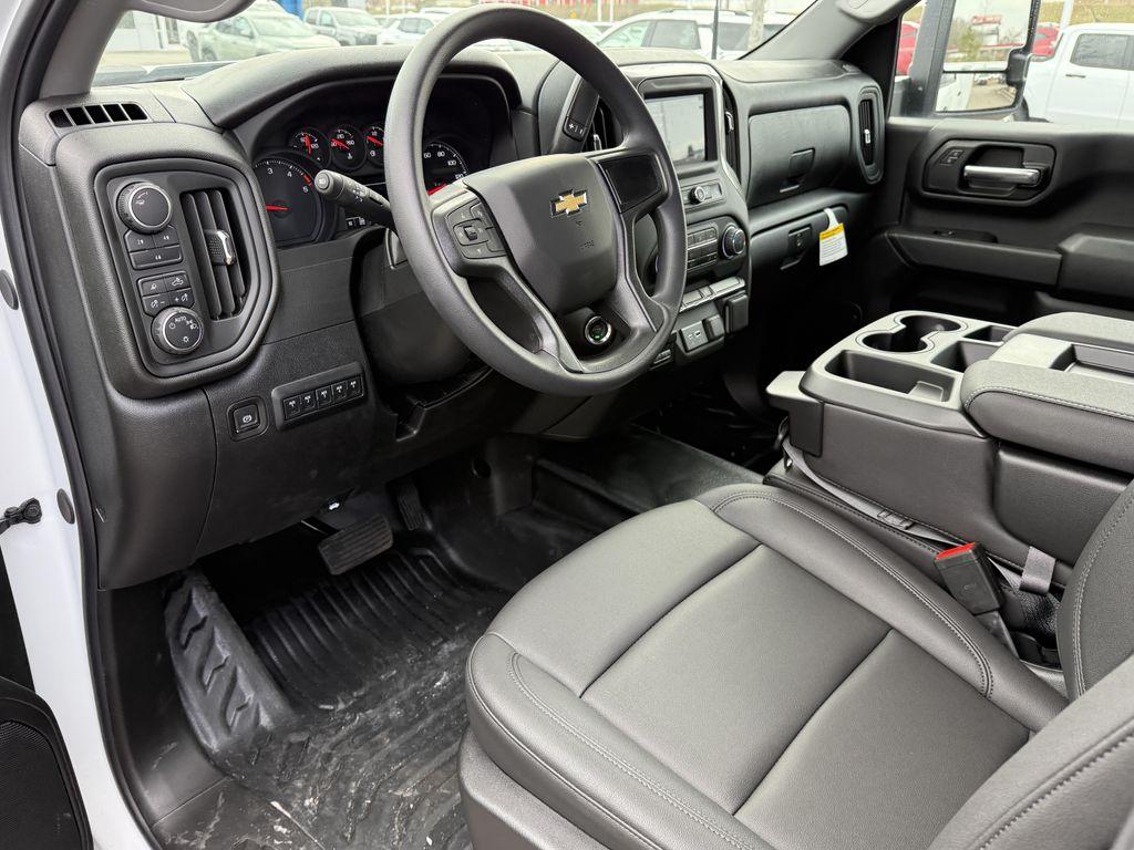 new 2025 Chevrolet Silverado 3500 car, priced at $76,995