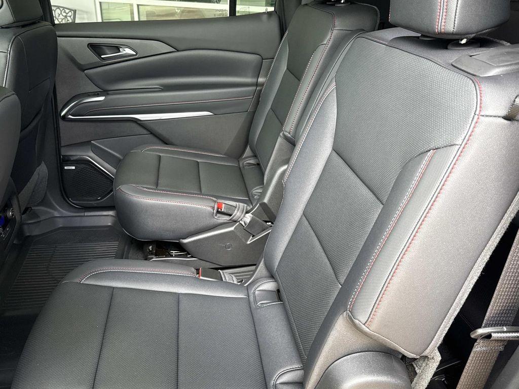 new 2026 Chevrolet Traverse car, priced at $57,980