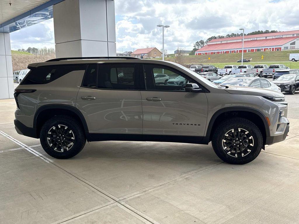 new 2026 Chevrolet Traverse car, priced at $57,980