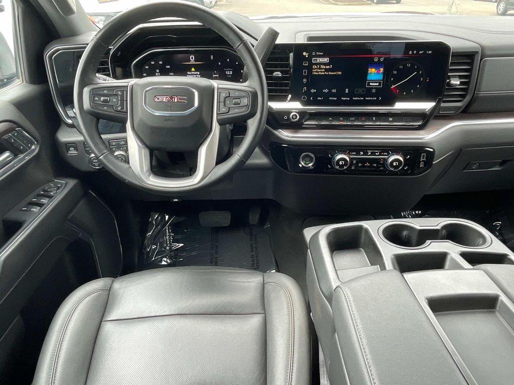 used 2024 GMC Sierra 1500 car, priced at $45,997
