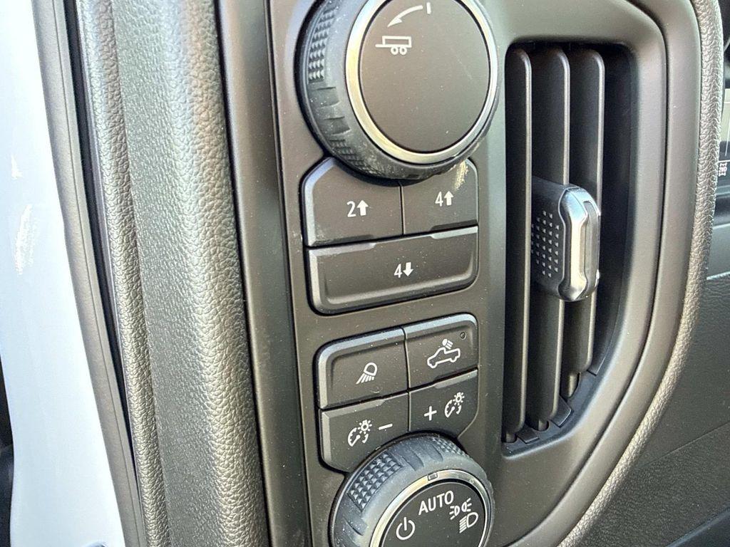 new 2025 Chevrolet Silverado 3500 car, priced at $76,995