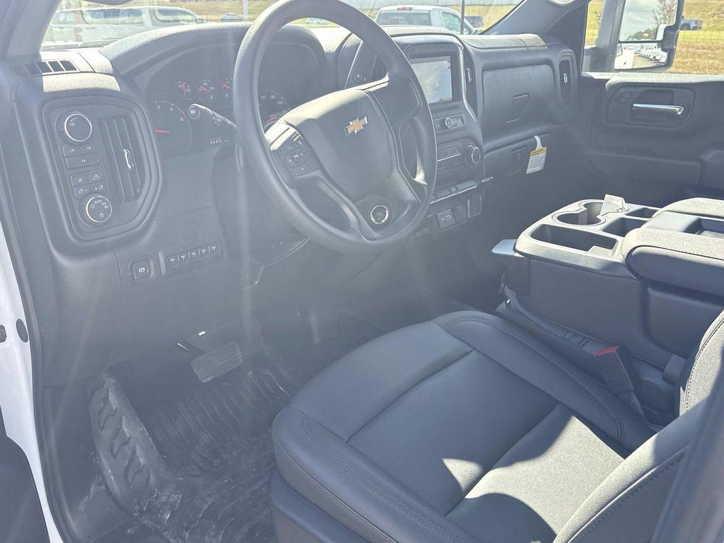 new 2025 Chevrolet Silverado 3500 car, priced at $76,995