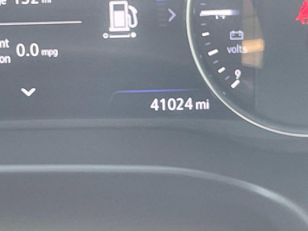 used 2024 Buick Enclave car, priced at $28,997