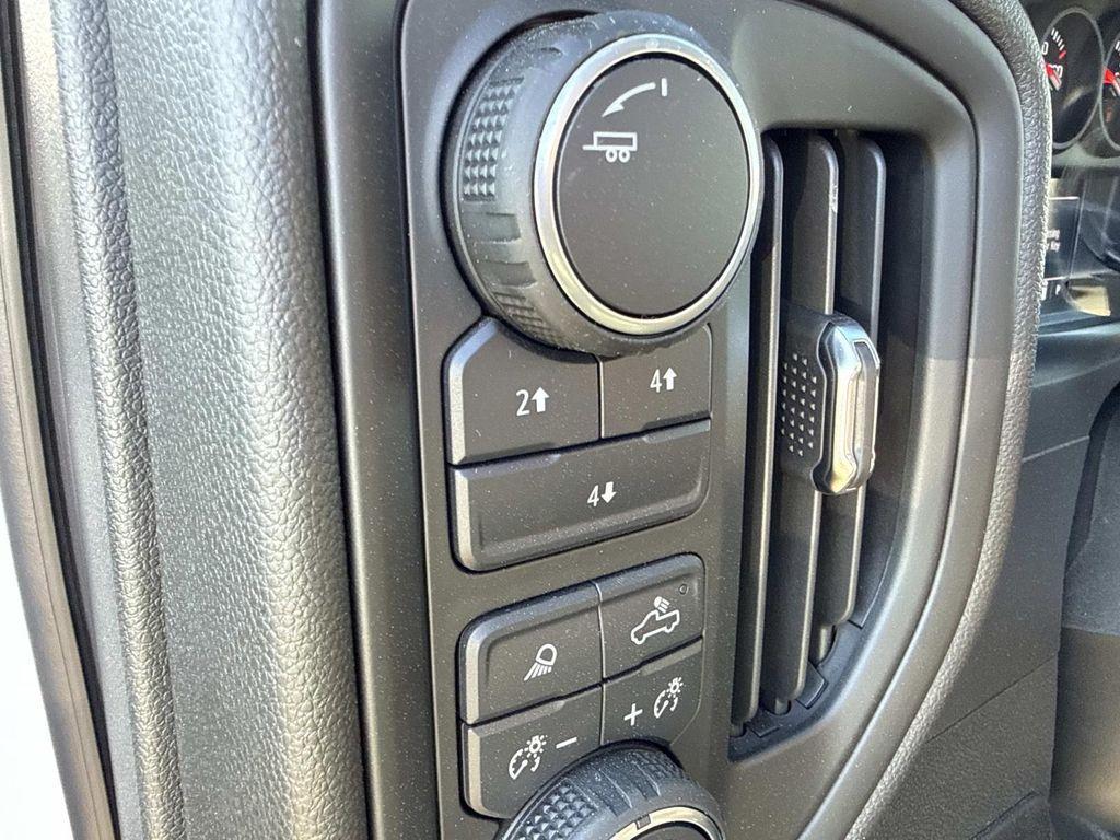 new 2025 Chevrolet Silverado 3500 car, priced at $71,995