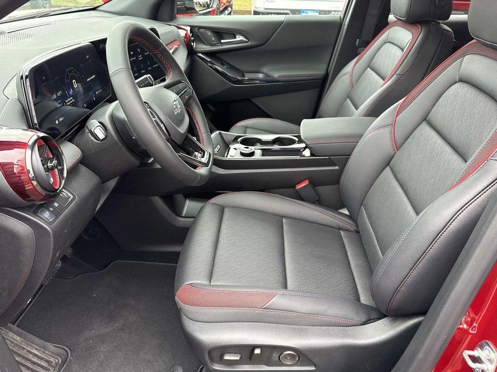 new 2026 Chevrolet Equinox car, priced at $34,900