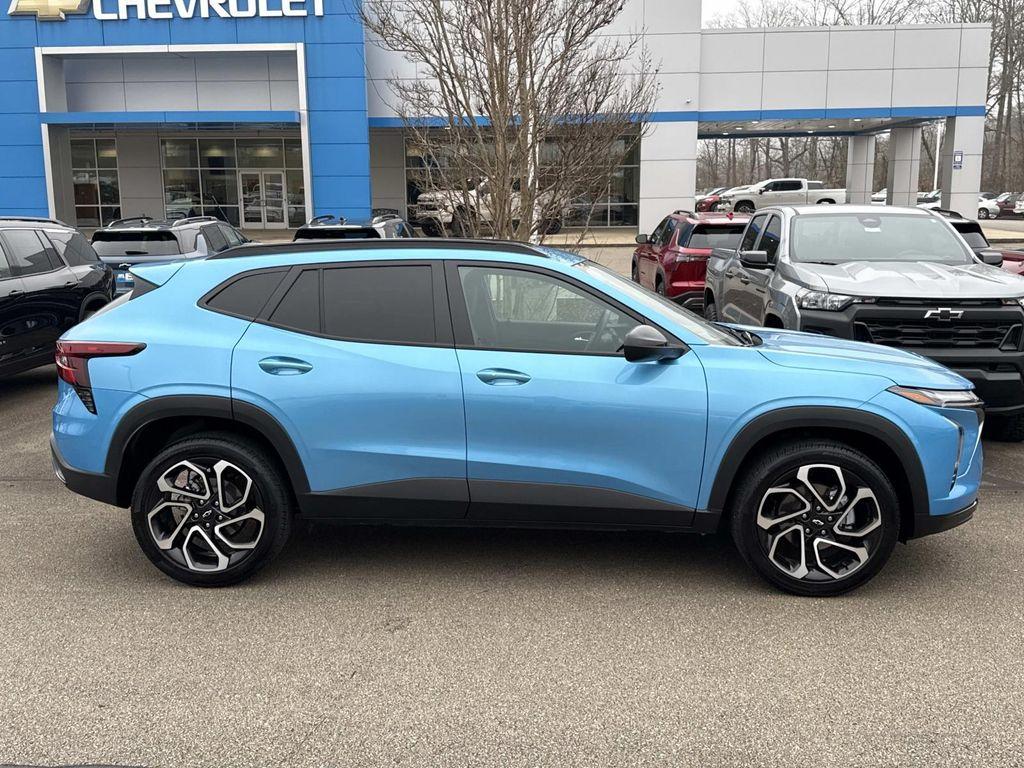 used 2025 Chevrolet Trax car, priced at $22,997