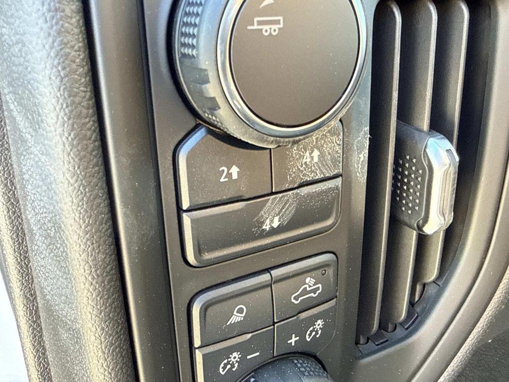 new 2025 Chevrolet Silverado 2500 car, priced at $65,995