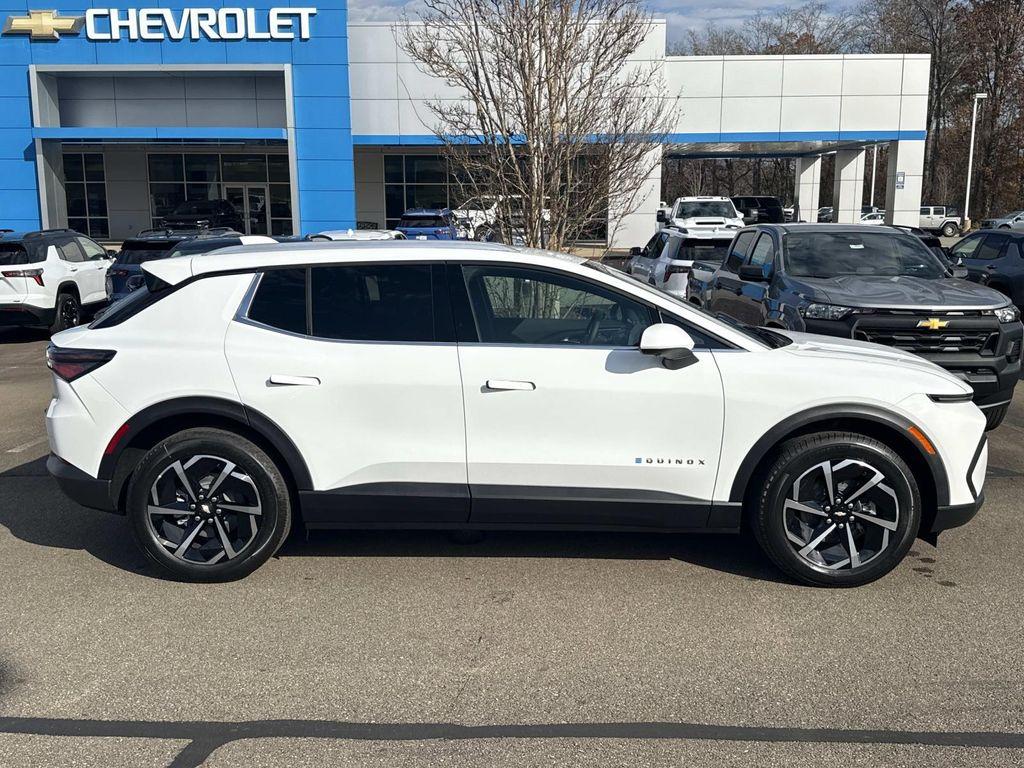 new 2026 Chevrolet Equinox EV car, priced at $37,900