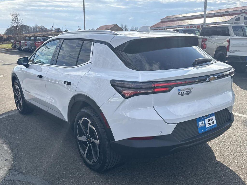 new 2026 Chevrolet Equinox EV car, priced at $37,900