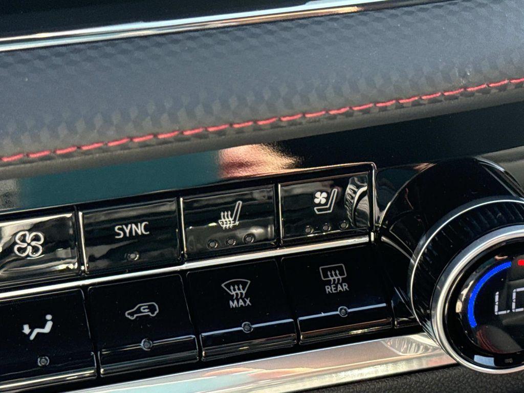 new 2026 Chevrolet Equinox car, priced at $33,900